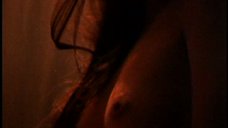 Анджелина Джоли: Киборг 2: Стеклянная тень  – секс сцены
