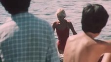 Пилле Пихламяги: Каникулы у моря  – секс сцены