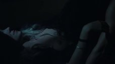 Бриана ЭвиганКерри Нортон: : Игрушка (2016)  – секс сцены