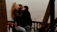 Секси Леа Сейду – Девочки сверху: Французский поцелуй